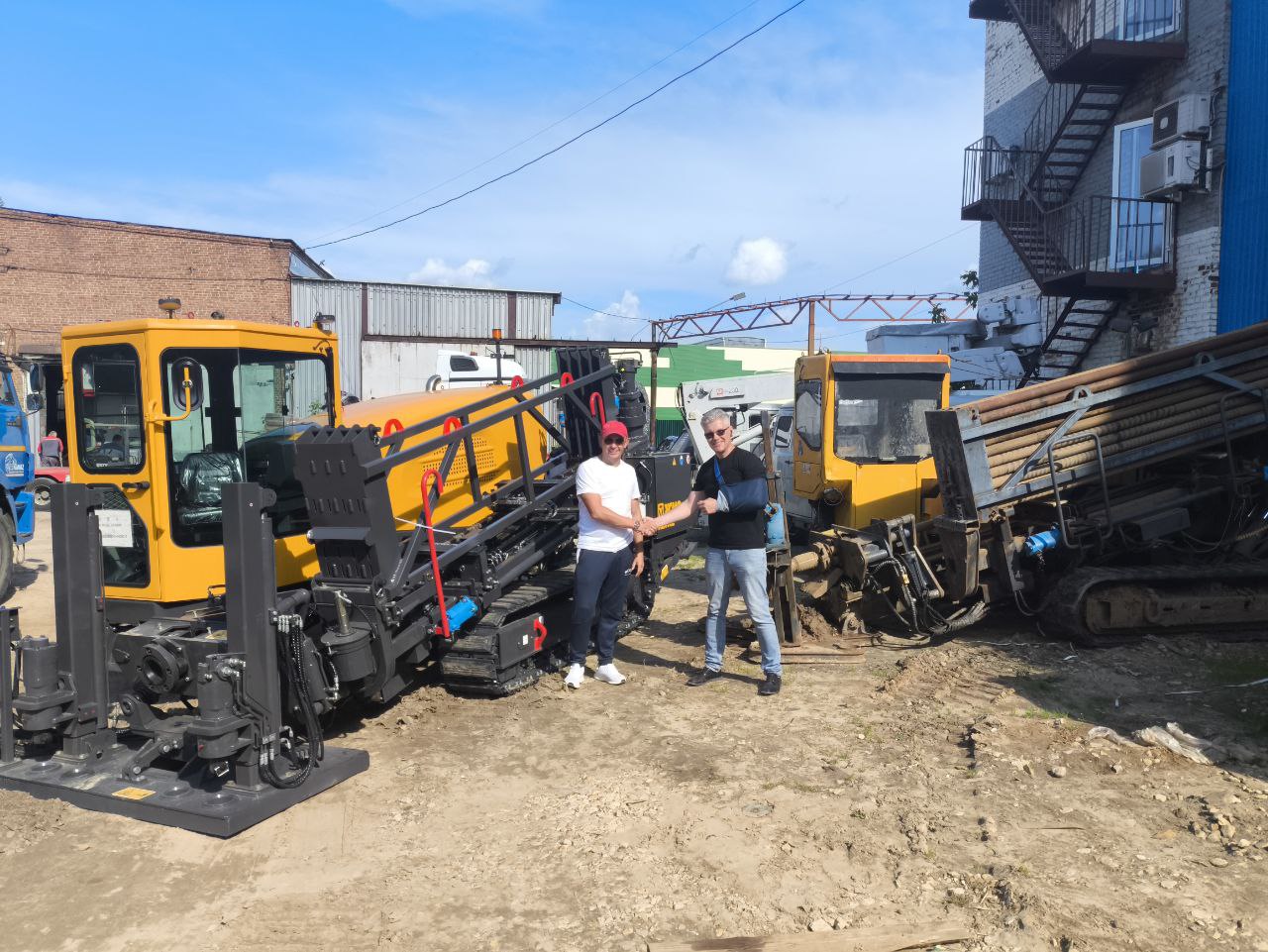 Отгрузка установки горизонтально направленного бурения XCMG XZ360E 